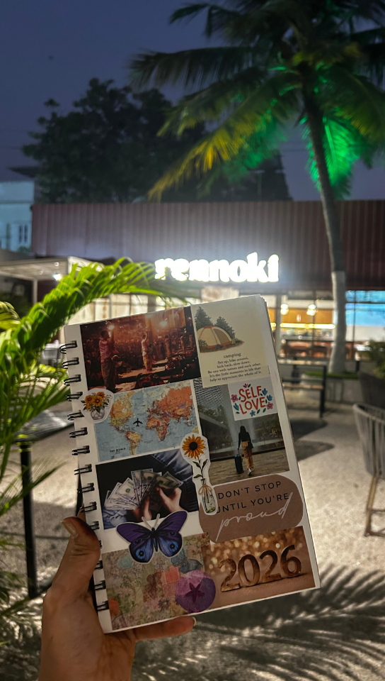 vision-board-workshop-surat-rennoki-cafe-adajan-location-arts
